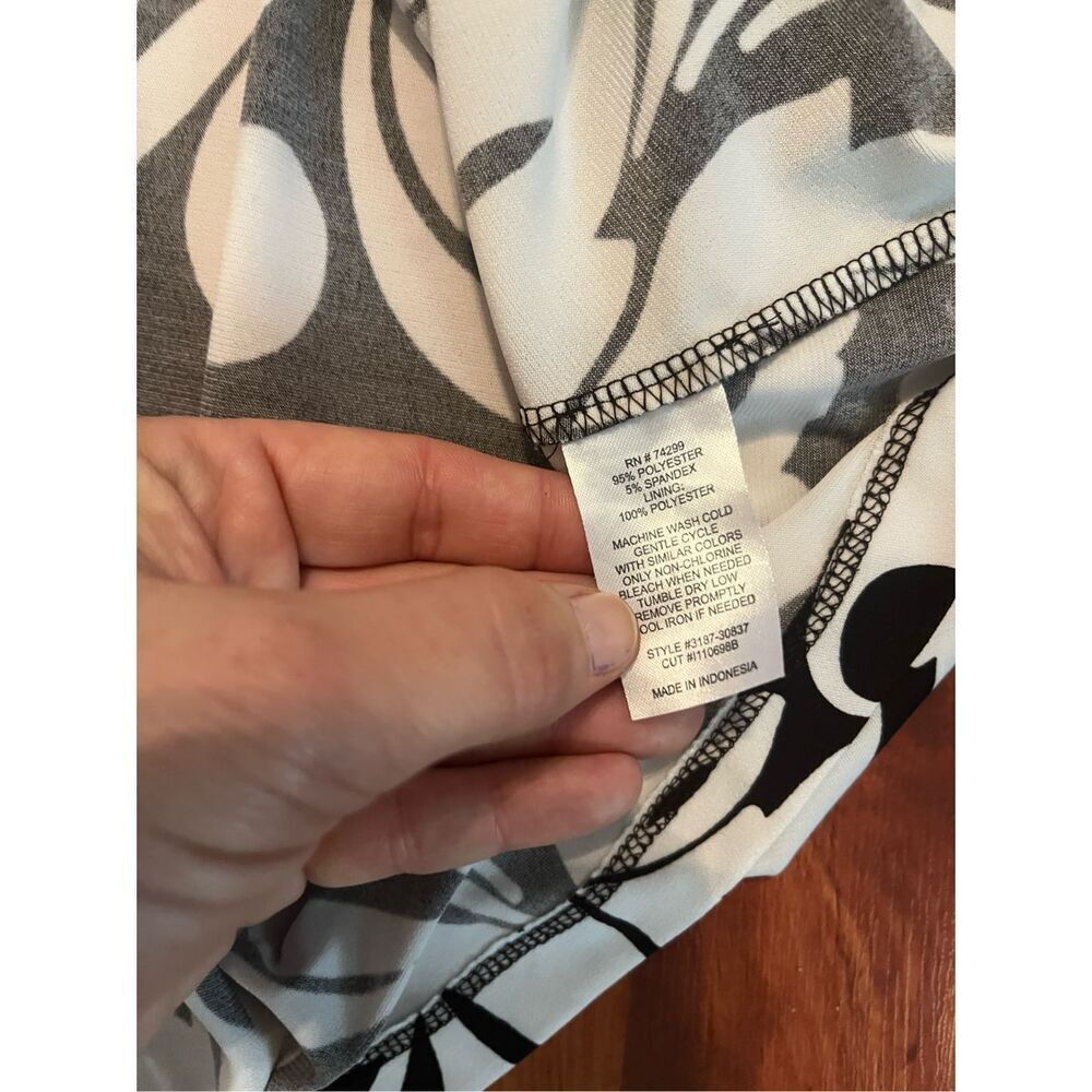 Enfocus Studio Cap Sleeves Dress size 8 - Picture 8 of 10